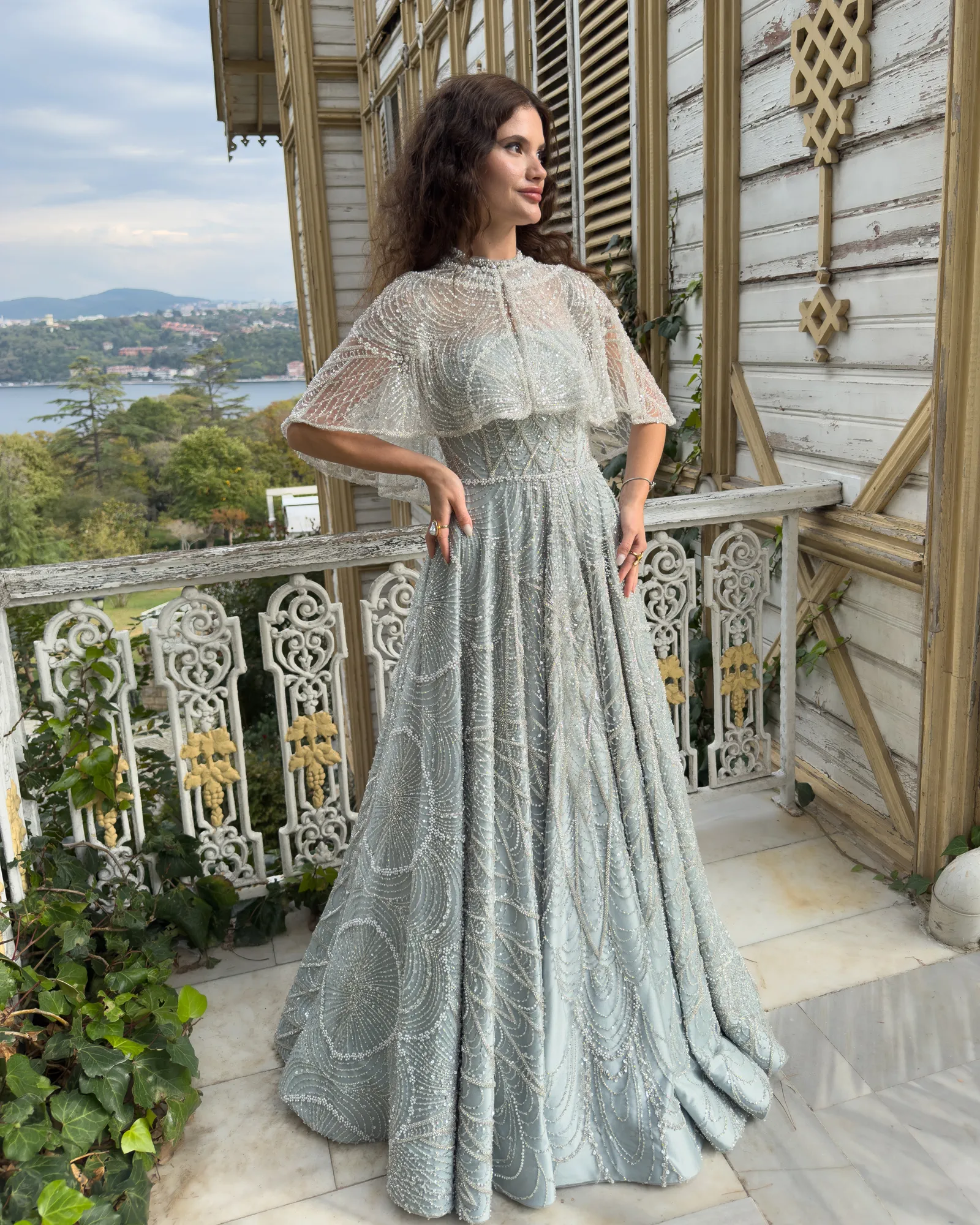 Lara Model Gri Mavi Boncuk İşlemeli Nişan Elbisesi